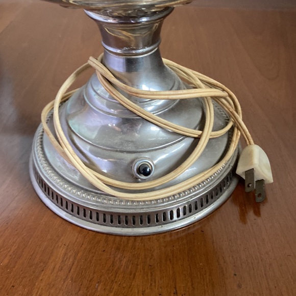 Antique Rayo converted oil lamp working - Picture 5 of 15